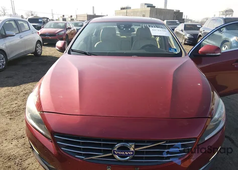 2014 Volvo S60 T5 from USA, damaged, VIN YV1612FH4E1293929